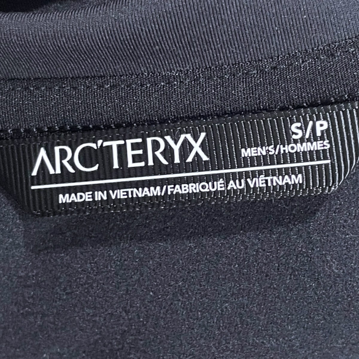 ジップアップジャケット KYANITE LIGHTWEIGHT JACKET カイヤナイトライトウェイトジャケット X000009640
