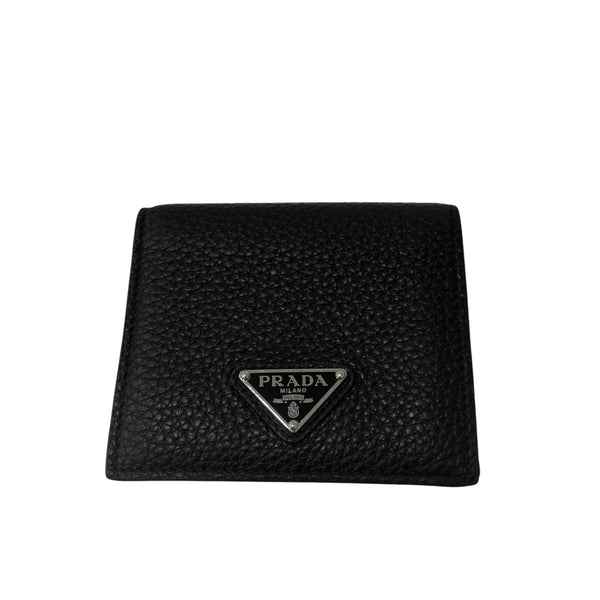 PRADA(プラダ) 2つ折り財布 ブラック×グリーン｜【公式】カインドオル