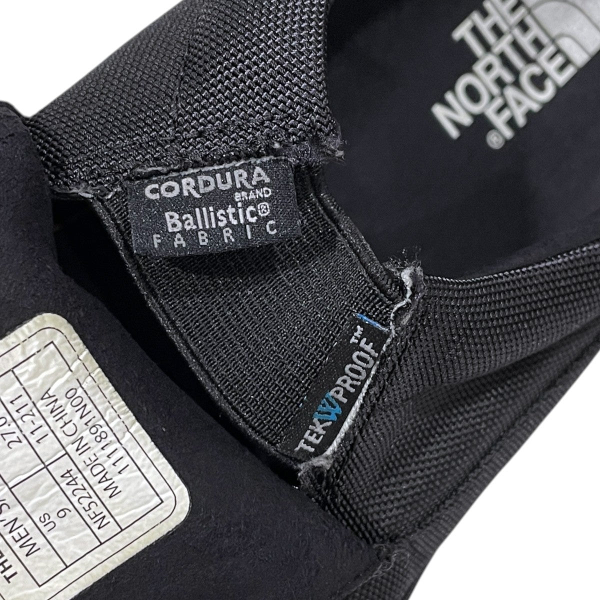 スリッポンスニーカー Shuttle Slip-On WP シャトルスリッポンウォータープルーフ NF52244