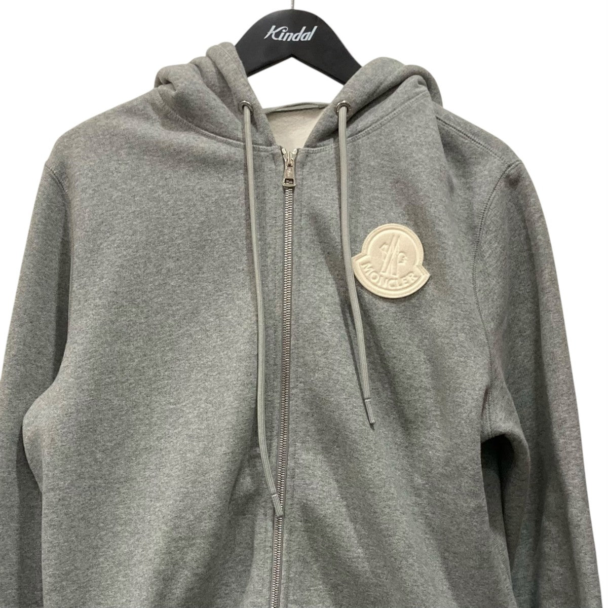 MONCLER ジップパーカーJ20918G00084 古着・中古-2枚目のアイテム画像