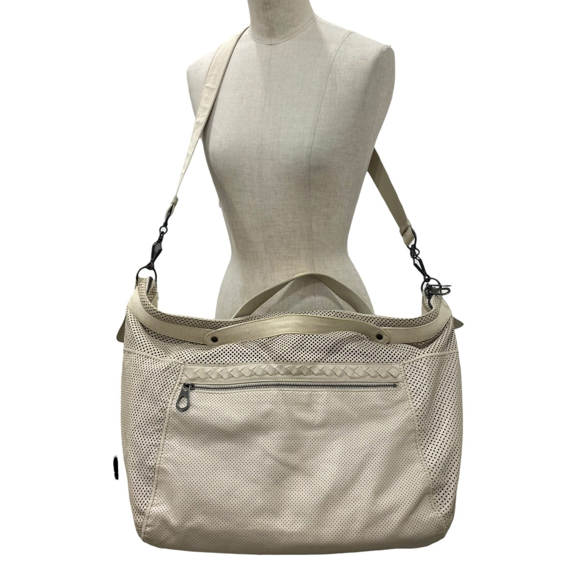 BOTTEGA VENETA ボッテガ・ヴェネタ　メッセンジャーバッグ BOTTEGA VENETA(ボッテガヴェネタ) メッセンジャーバッグ アイボリー