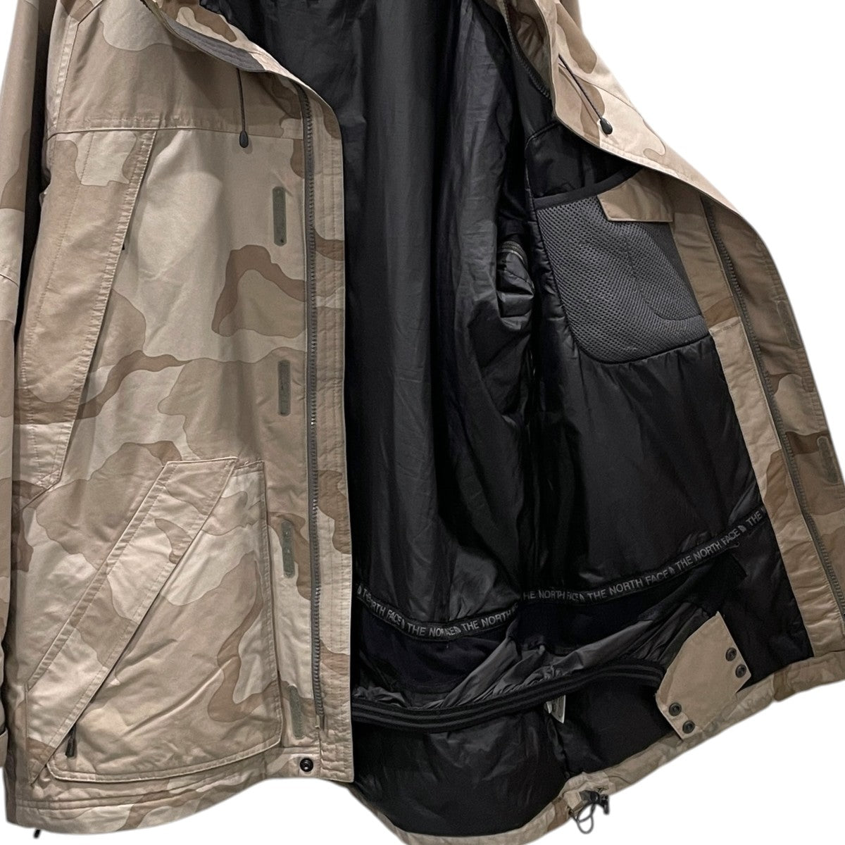 カモフラ柄中綿フーデッドジャケット RTG Force Jacket アールティージー フォースジャケット NS15512