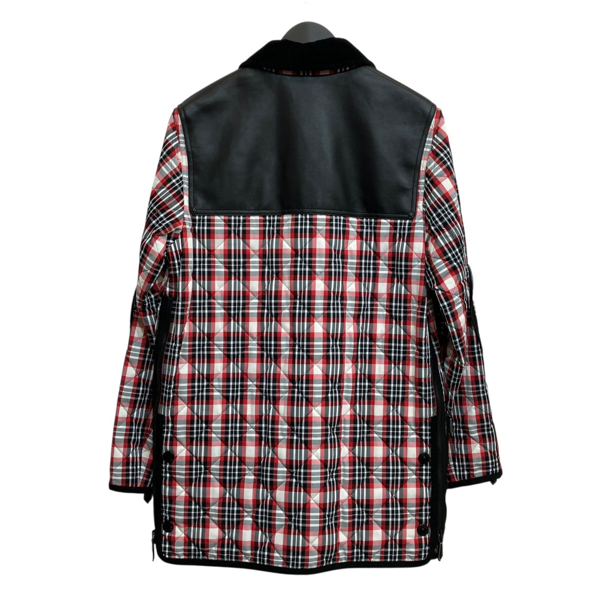 BURBERRY Bright Red Check Diamond-Quilted Barn Jacketキルティングジャケット4559398 古着・中古-3枚目のアイテム画像