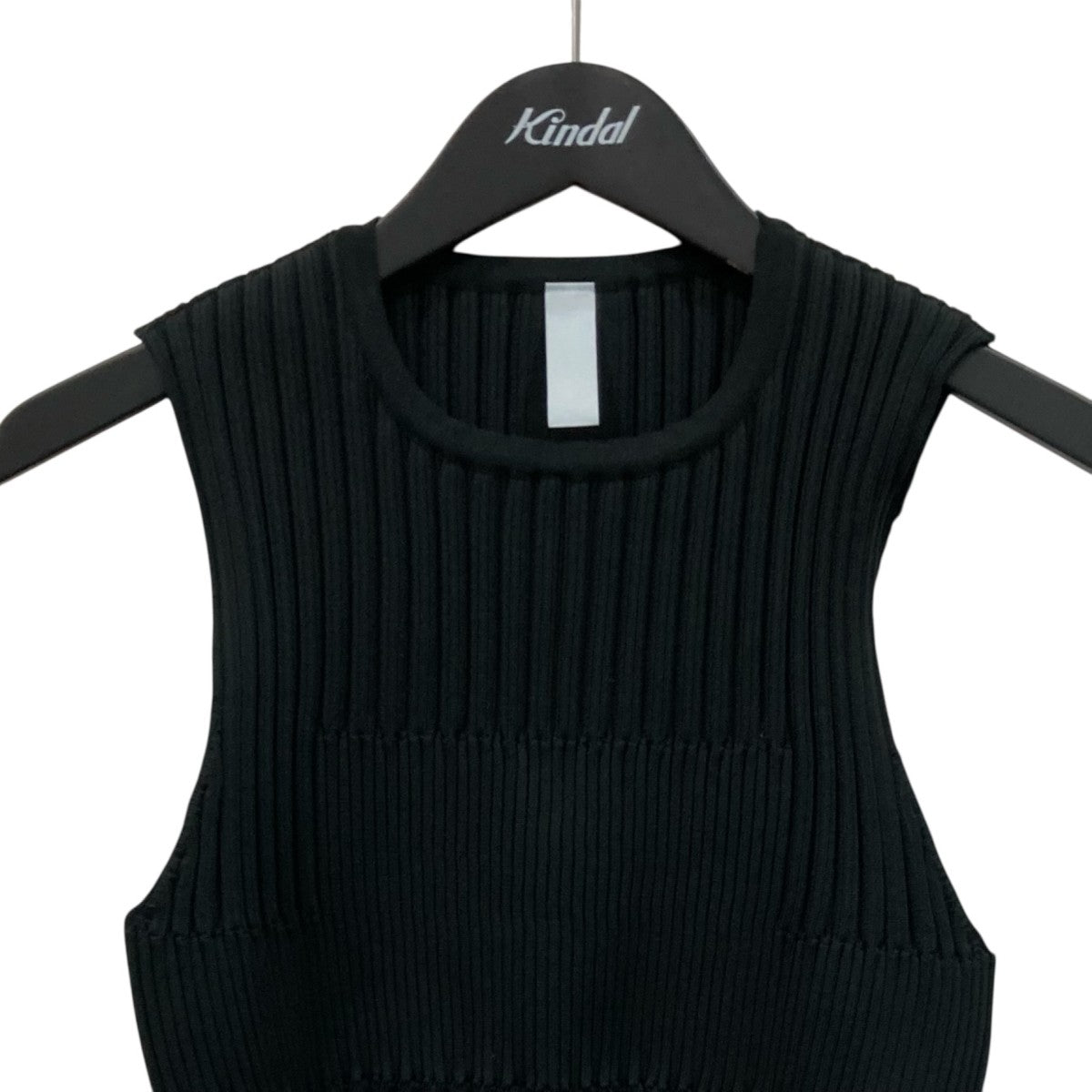 CFCL FLUTED SLEEVELESS TOPノースリーブカットソーCF007KN110 古着・中古-2枚目のアイテム画像