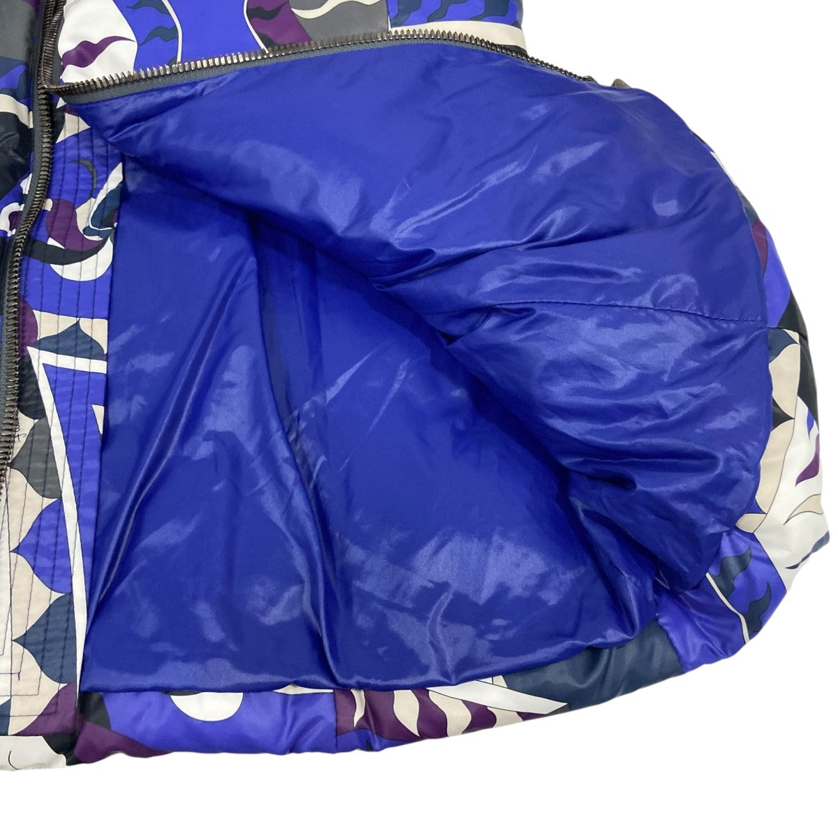 EMILIO PUCCI ダウンジャケット 【最高級ダウン】エミリオプッチ Emilio Pucci(エミリオプッチ) ダウンジャケット06YB05 06YB05 ブルー