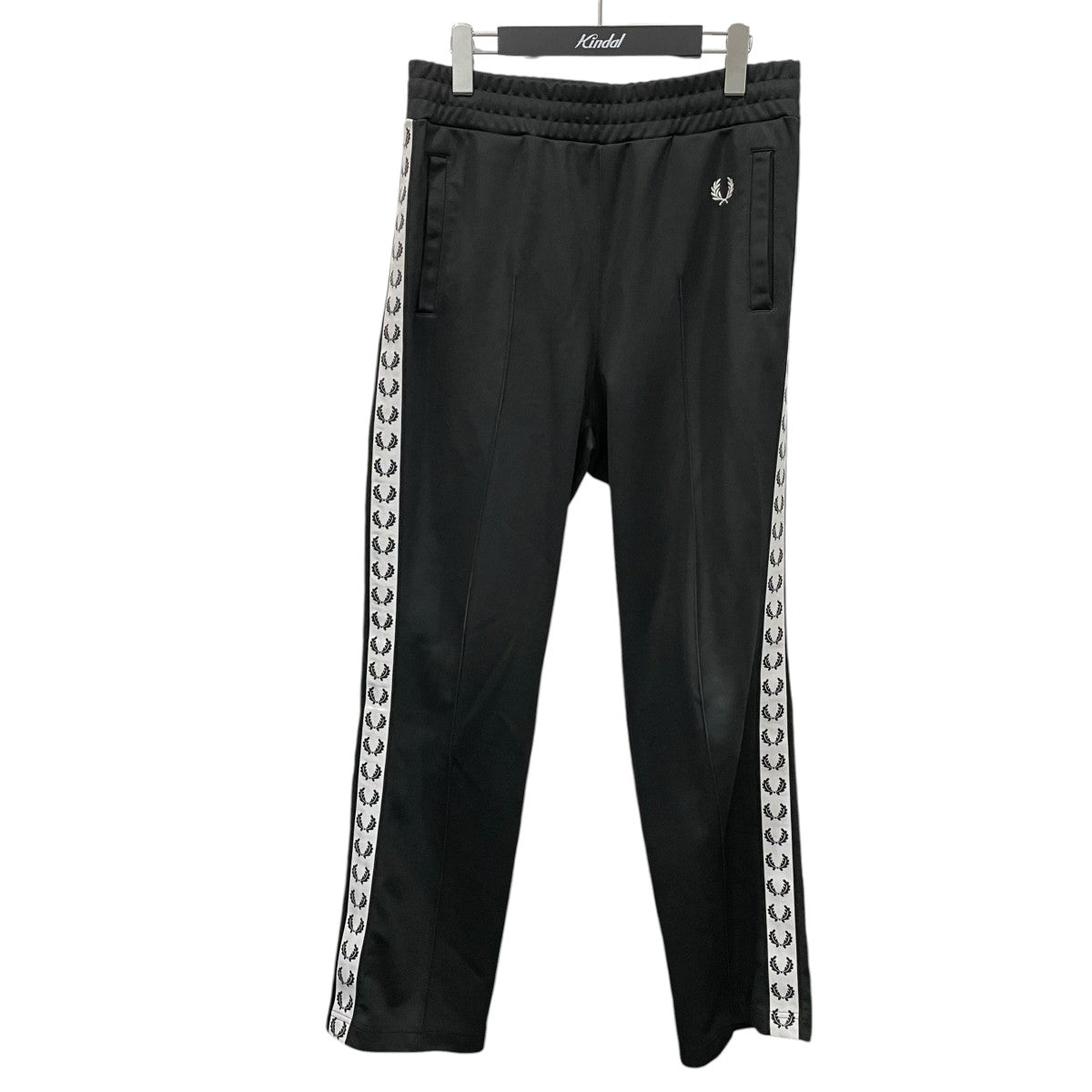 FRED PERRY トラックパンツF4556 古着・中古-1枚目のアイテム画像
