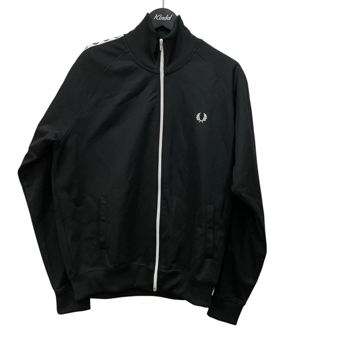 FRED PERRY トラックジャケットJ6231 古着・中古-1枚目のアイテム画像