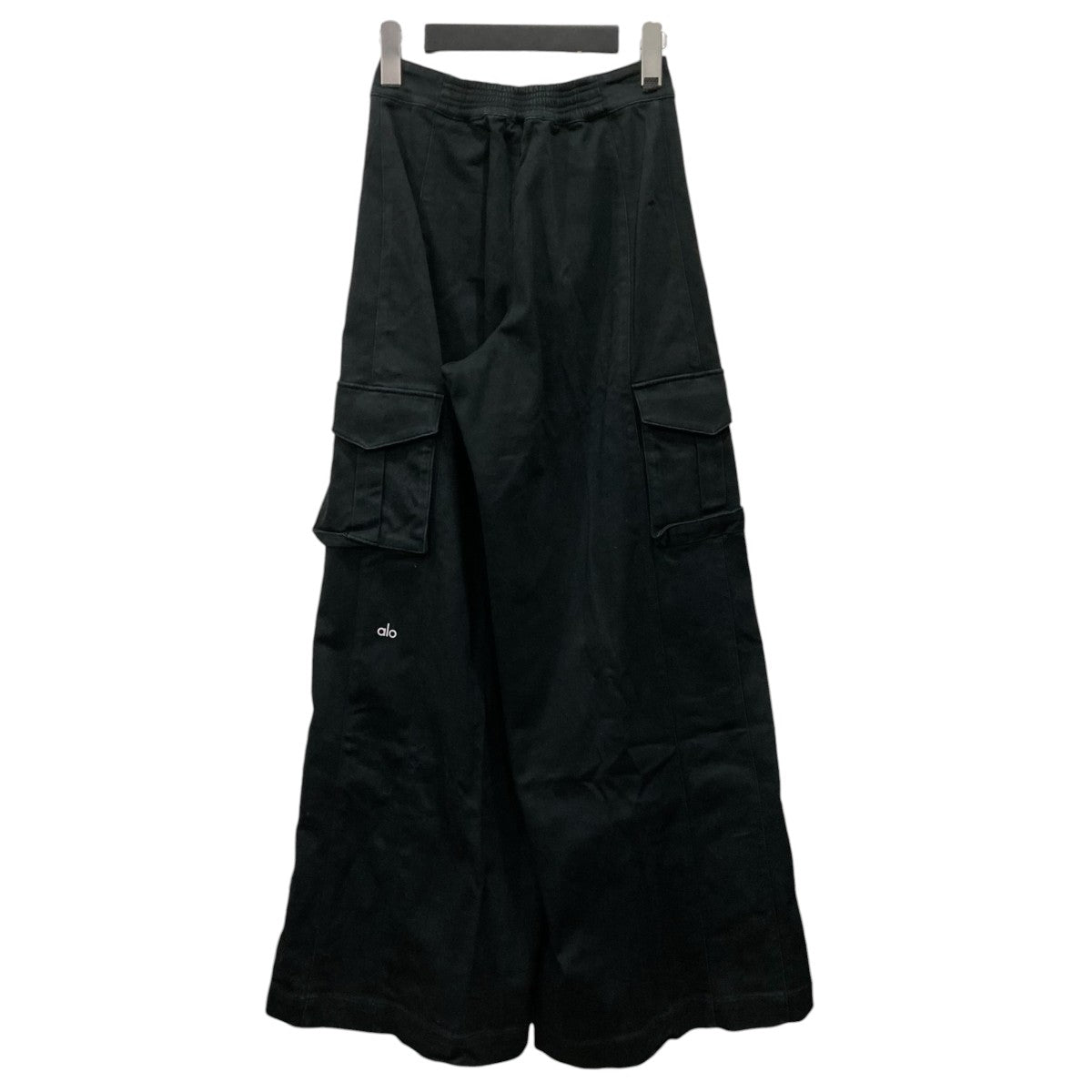 ALO Yoga カーゴパンツW51383R 古着・中古-2枚目のアイテム画像