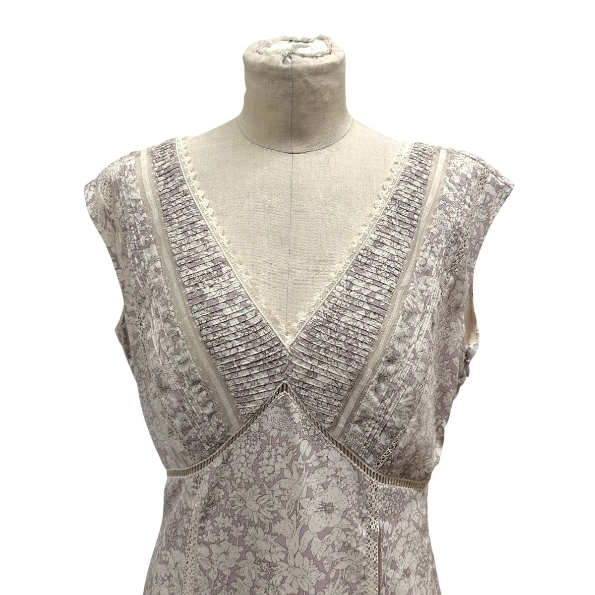 Her lip to(ハーリップトゥ) lace trimmed floral dress花柄