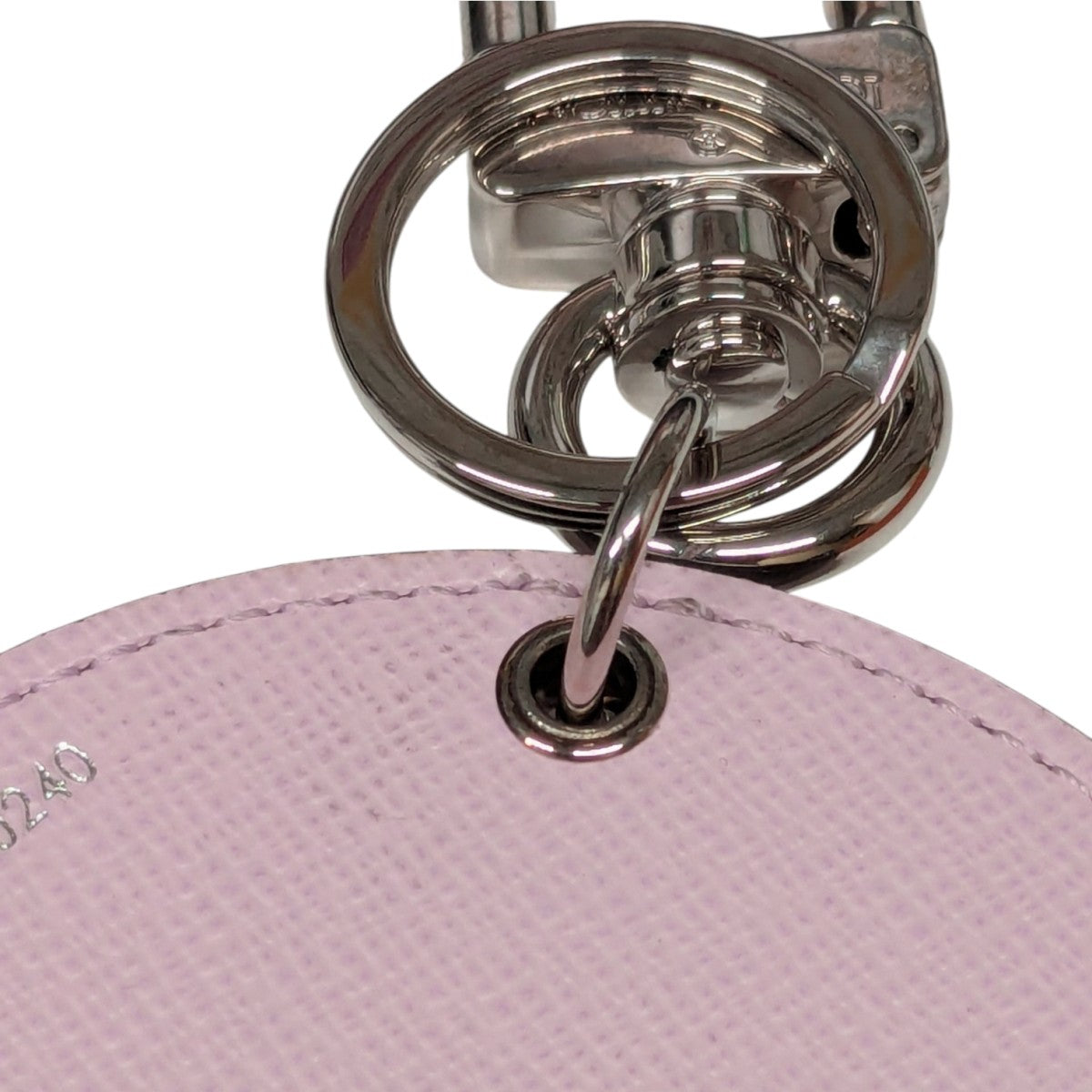 最終値下げ人気商品Louis Vuitton キーホルダー チャーム付き 残り僅かの為の限定価格】ルイヴィトン バッグ LOUISVUITTON