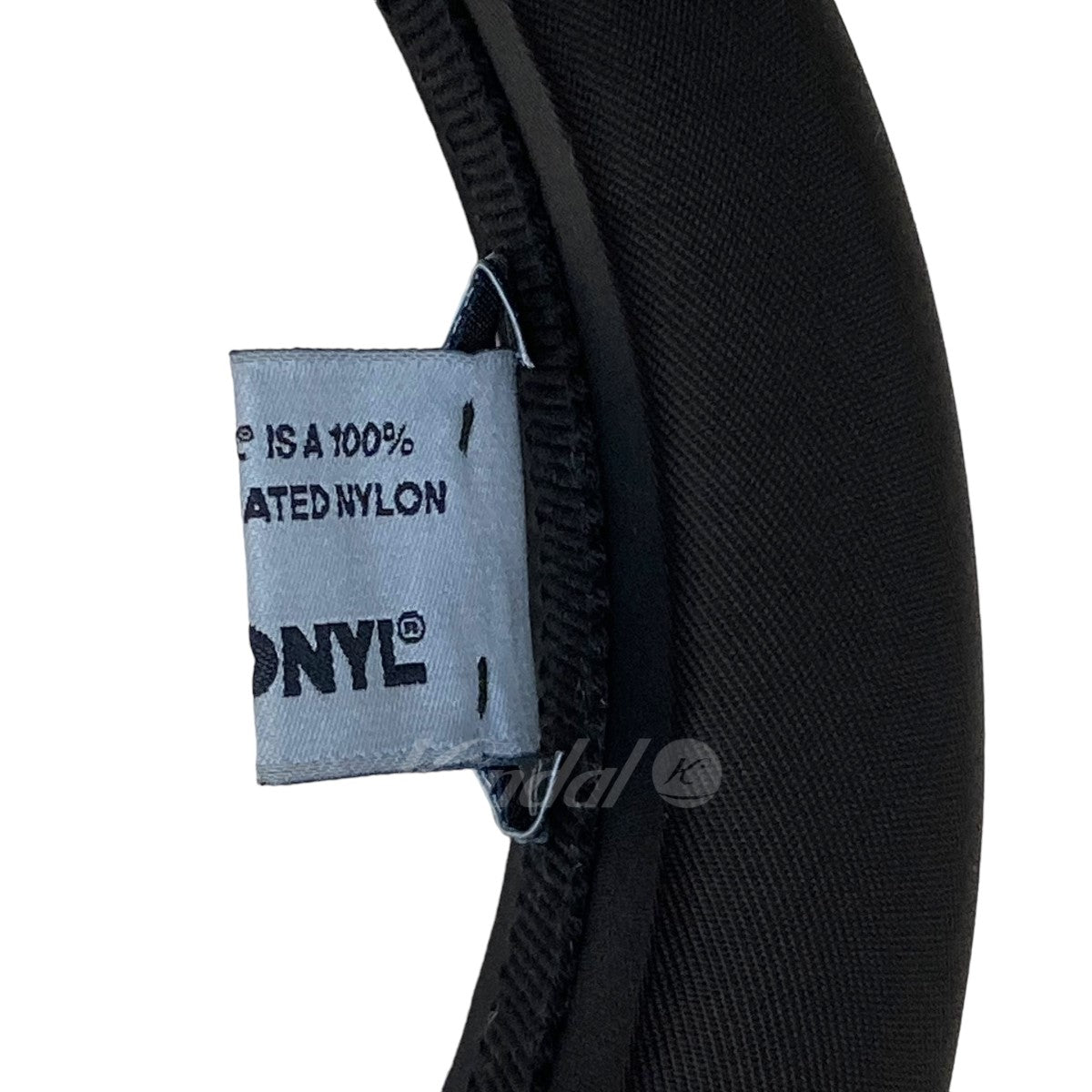 PRADA Re Nylon トライアングルロゴ カチューシャ 1IH016 の古着・中古アイテム