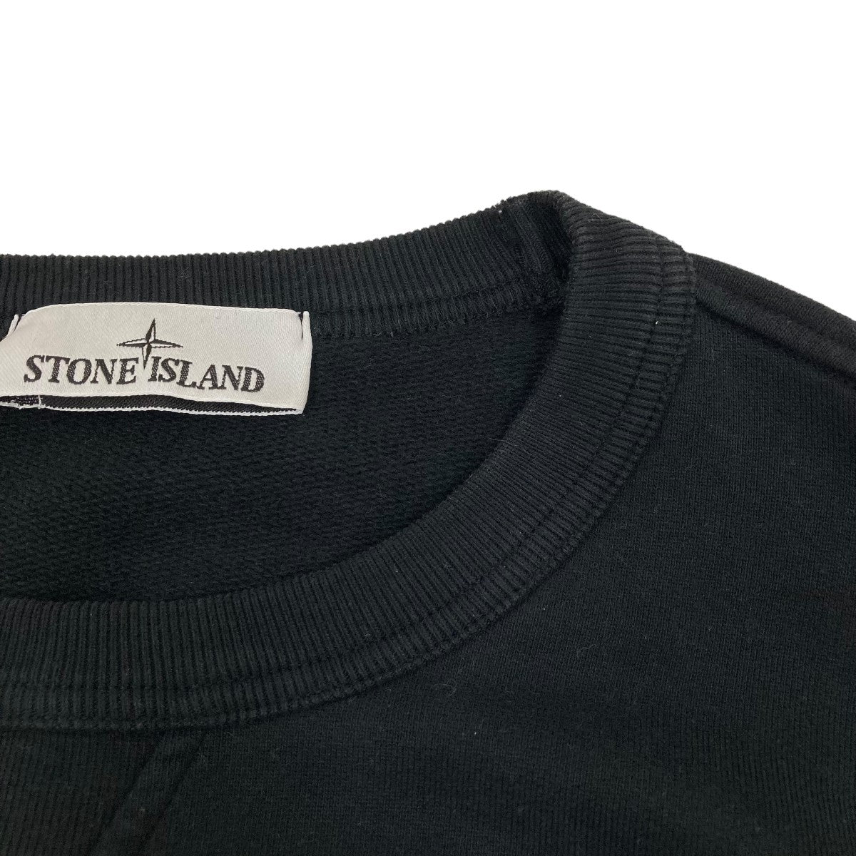 STONE ISLAND(ストーンアイランド) CREW NECK SWEATスウェット791560577 791560577 ブラック サイズ  L｜【公式】カインドオルオンライン ブランド古着・中古通販【kindal】