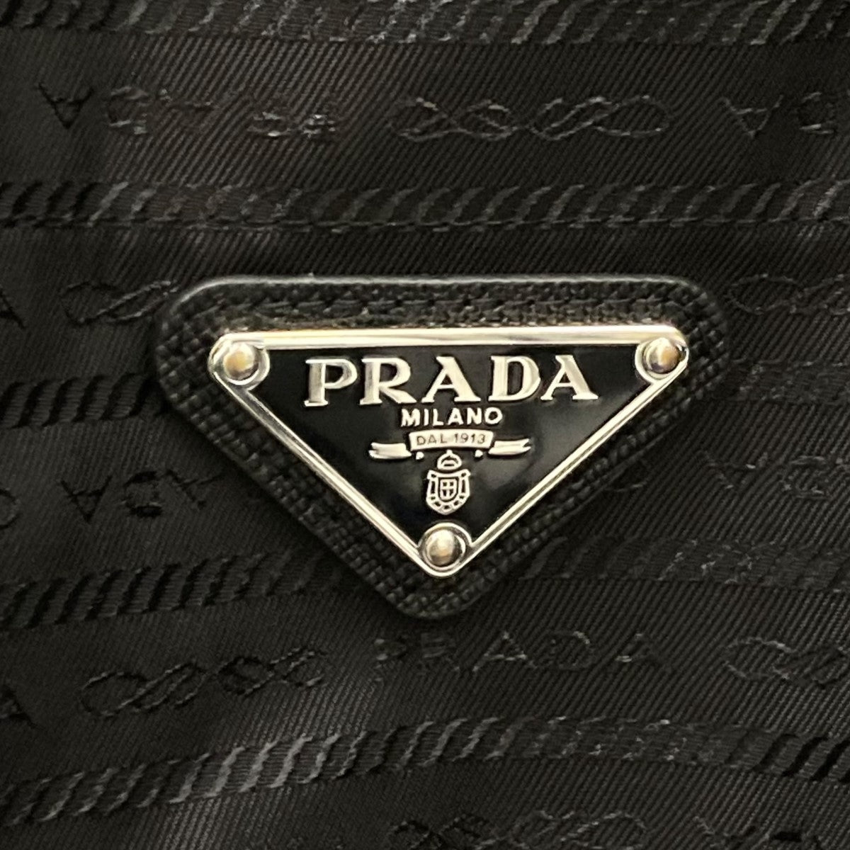 プラダ PRADA ニット半袖シャツ ブラック サイズ：38 PRADA 半袖 シャツ SC449 1WQ8 Re－Nylon メタルロゴ(505957452