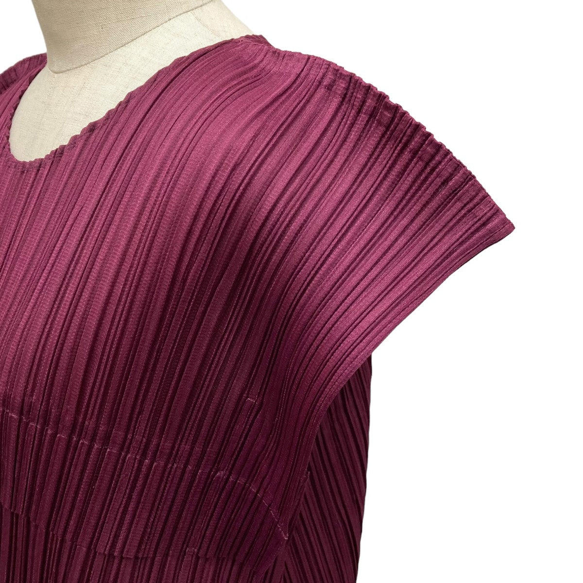 PLEATS PLEATS  プリーツプリーズ ワインレッド⭐︎お洒落カットソー PLEATS PLEASE(プリーツプリーズ) 24SSワンピースPP41JH156