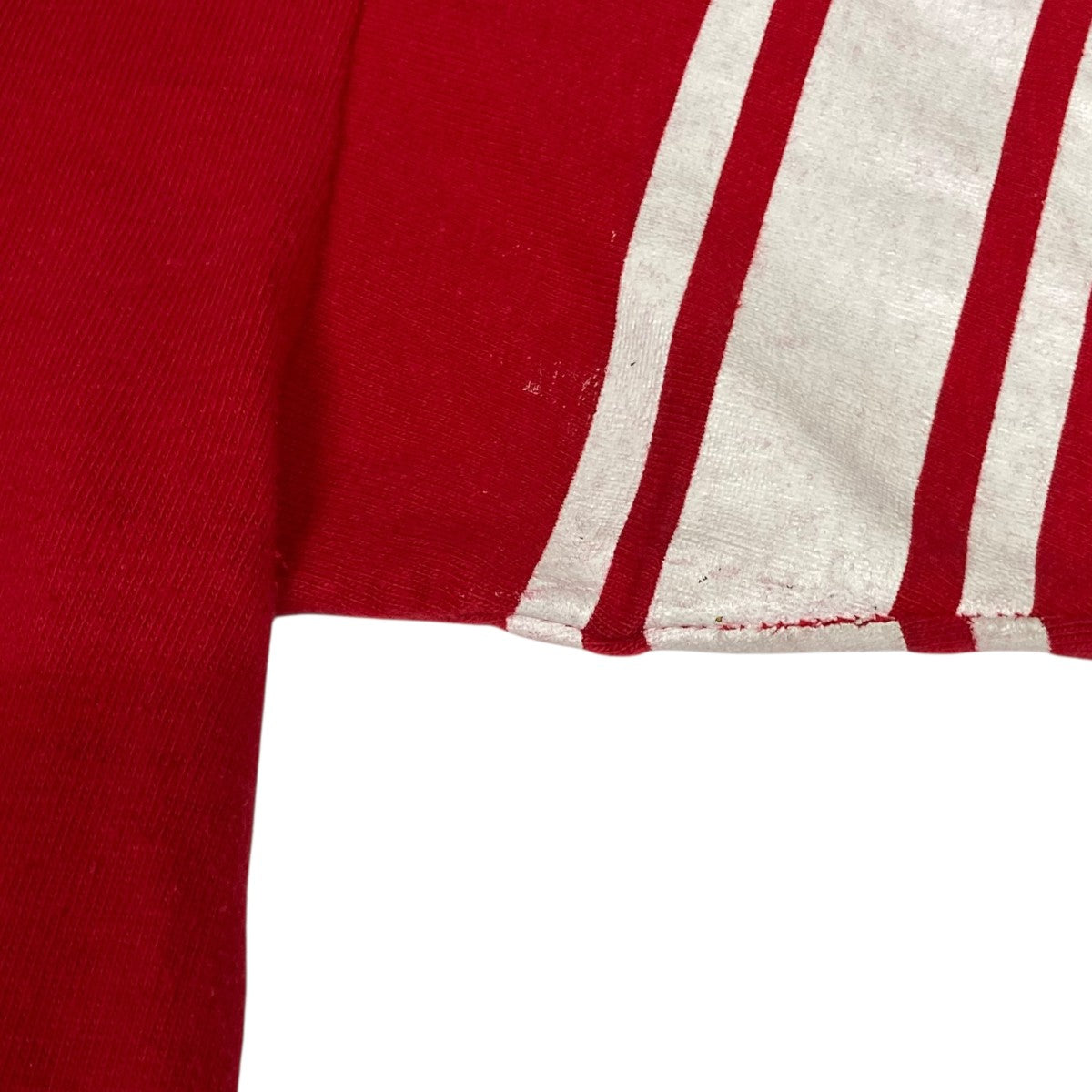 チャンピオン Champion 70s バータグ 半袖Tシャツ レッド サイズ：L Champion - 【CHAMPION】70s バータグ プリント半袖Tシャツの
