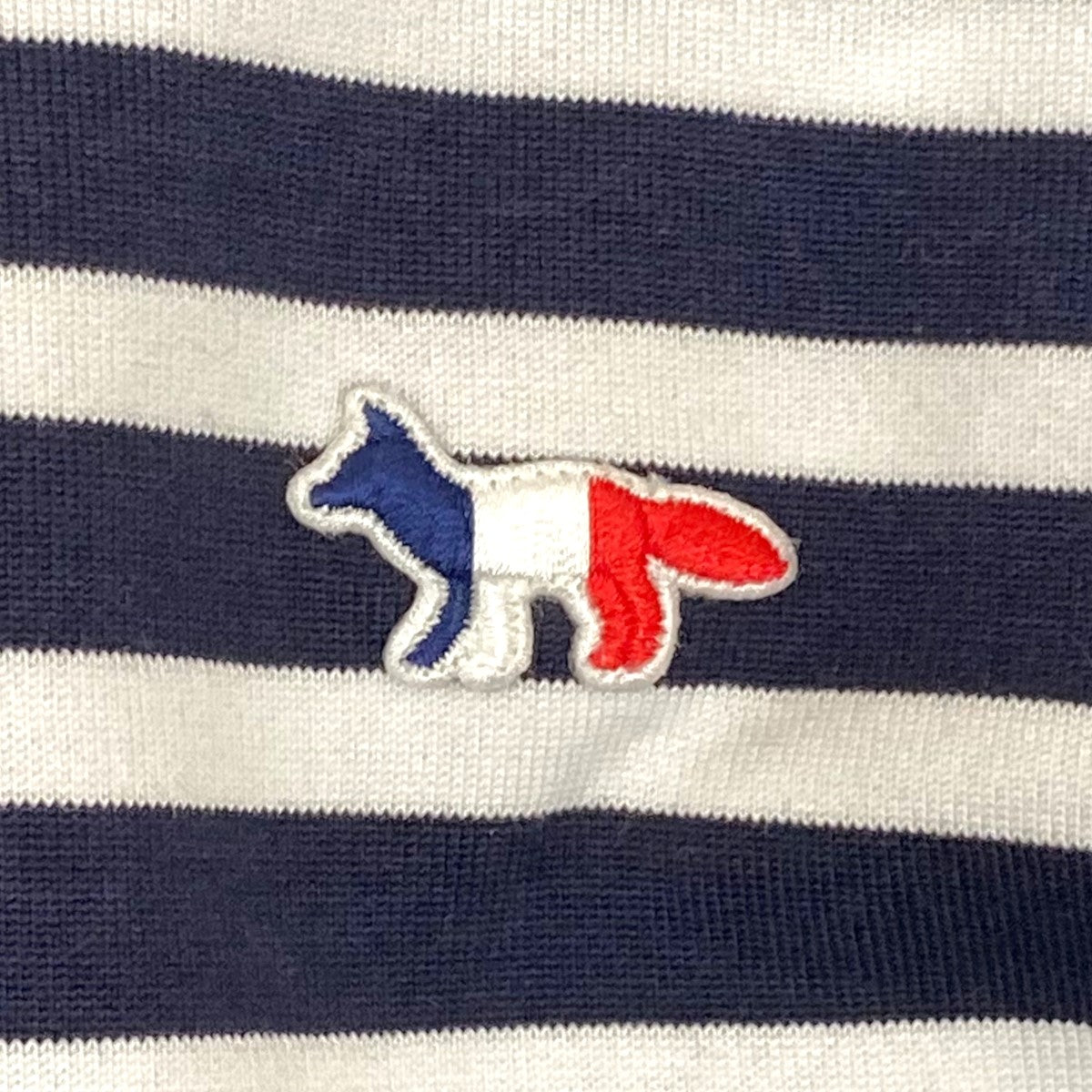 MAISON KITSUNE(メゾンキツネ) トリコロール フォックス パッチ クラシック マリン TシャツボーダーカットソーFU00115KJ0044  FU00115KJ0044 ネイビー×ホワイト サイズ M｜【公式】カインドオルオンライン ブランド古着・中古通販【kindal】