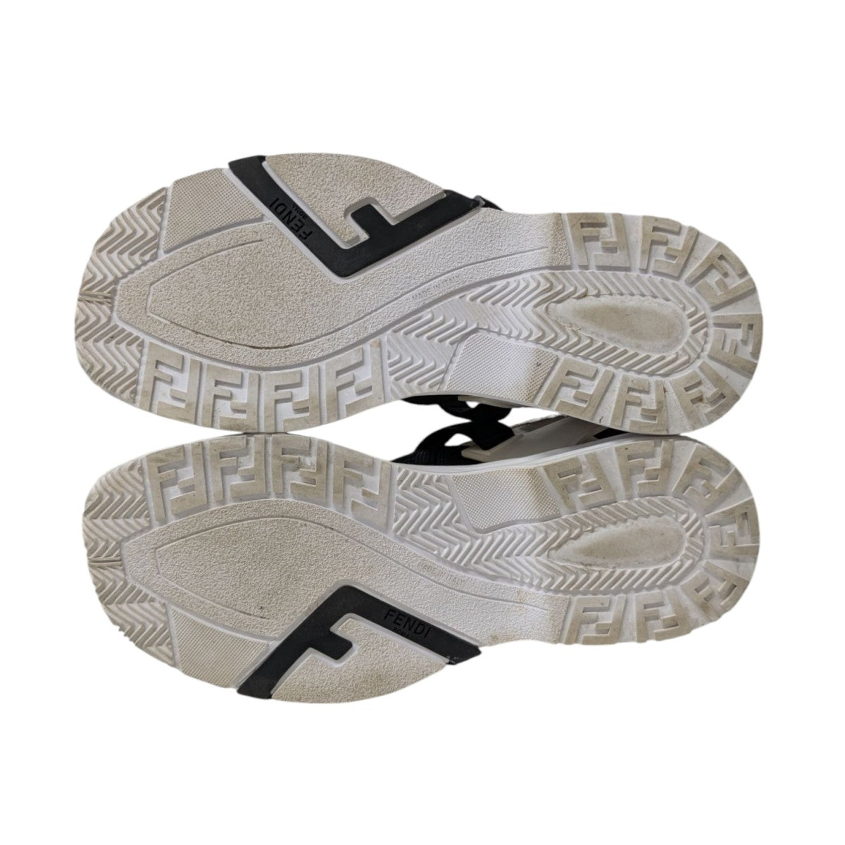 国内直営**FENDI**FFジャカードファブリック サンダル FENDI(フェンディ) フロー FF ジャカード タッチ ストラップ