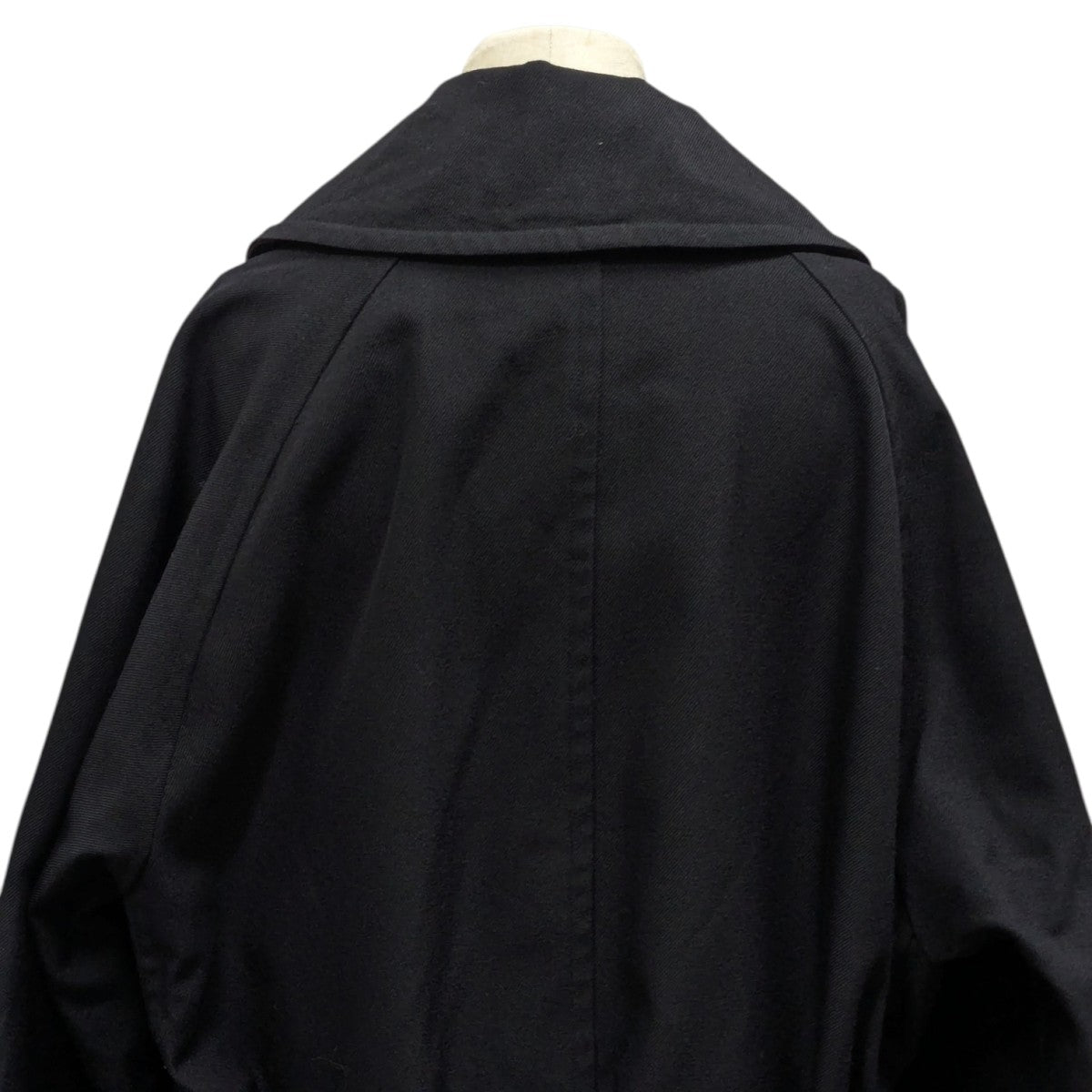 【新品未使用】comoli コモリ ウール中綿 タイロッケンコート　サイズ3 COMOLI (コモリ) ウール中綿 タイロッケンコート 各色入荷しました。