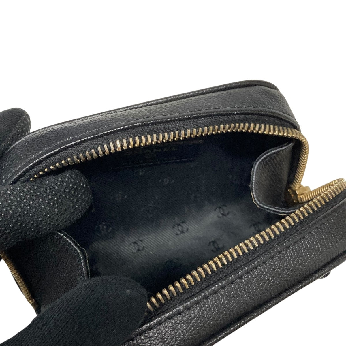 CHANEL(シャネル) ココマークボタンポーチ - ブラック｜【公式  