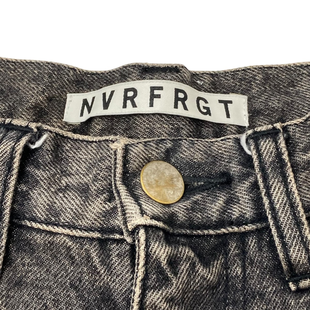3D TWISTED WIDE LEG JEANS（デニムパンツ）｜NVRFRGT（ネヴァー