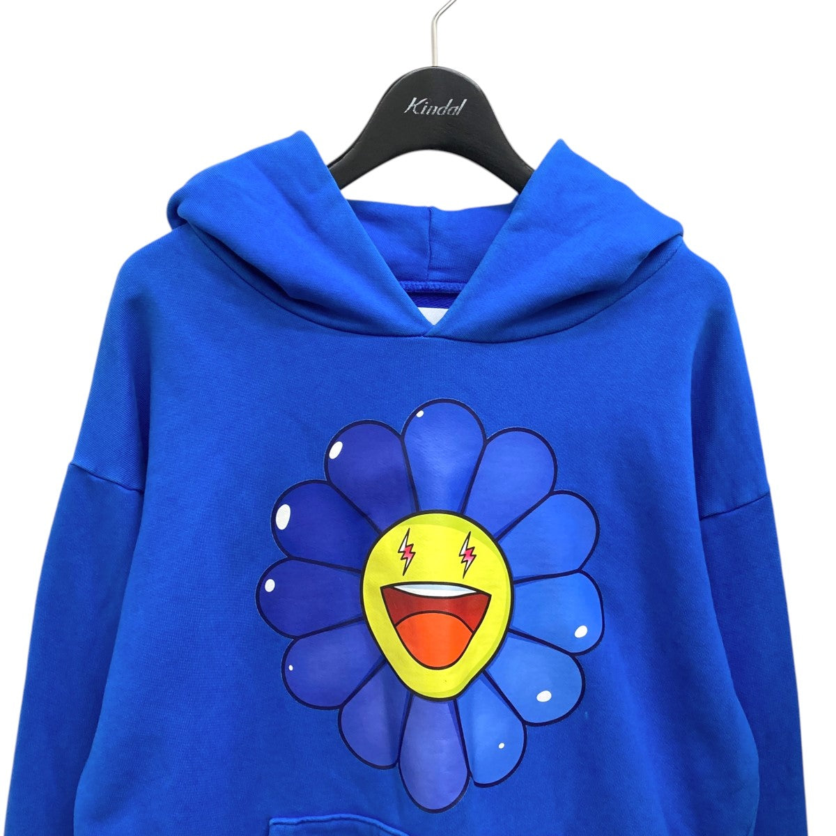 ジェーバルヴィン×タカシムラカミのカイカイキキ スマイリーパーカーです。 J BALVIN×TAKASHI MURAKAMI 古着・中古 トップス アイテム