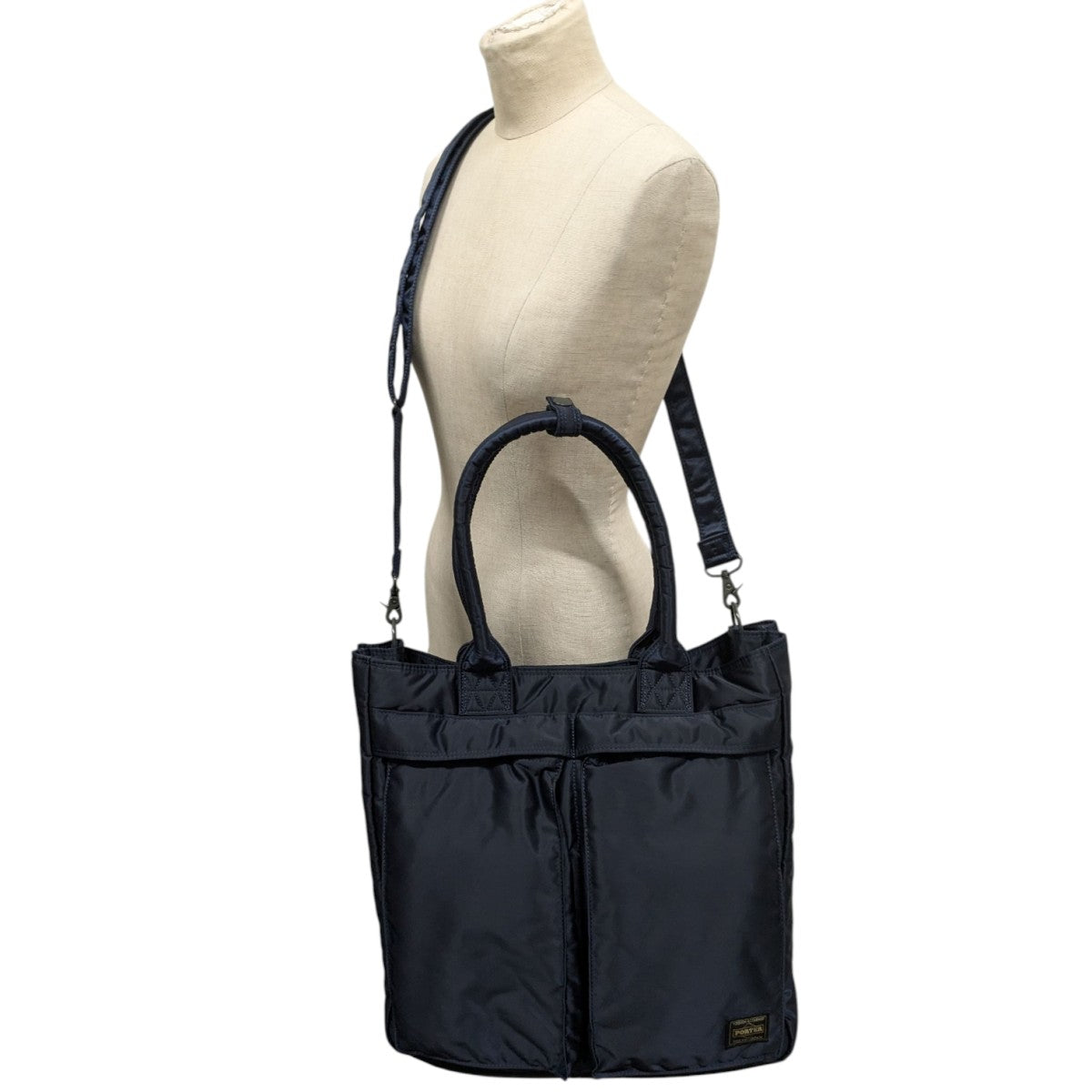 ポーター　タンカー　キャリーイングトートバック TANKER(タンカー) CARRYING TOTE BAG | 吉田カバンホームページ