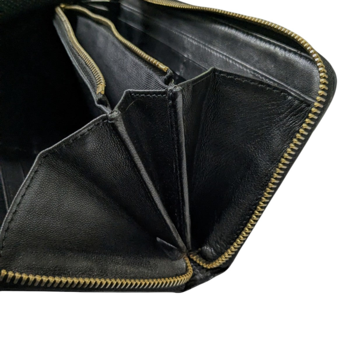 MARNI(マルニ) 長財布 ピンク×ブラック｜【公式】カインドオル