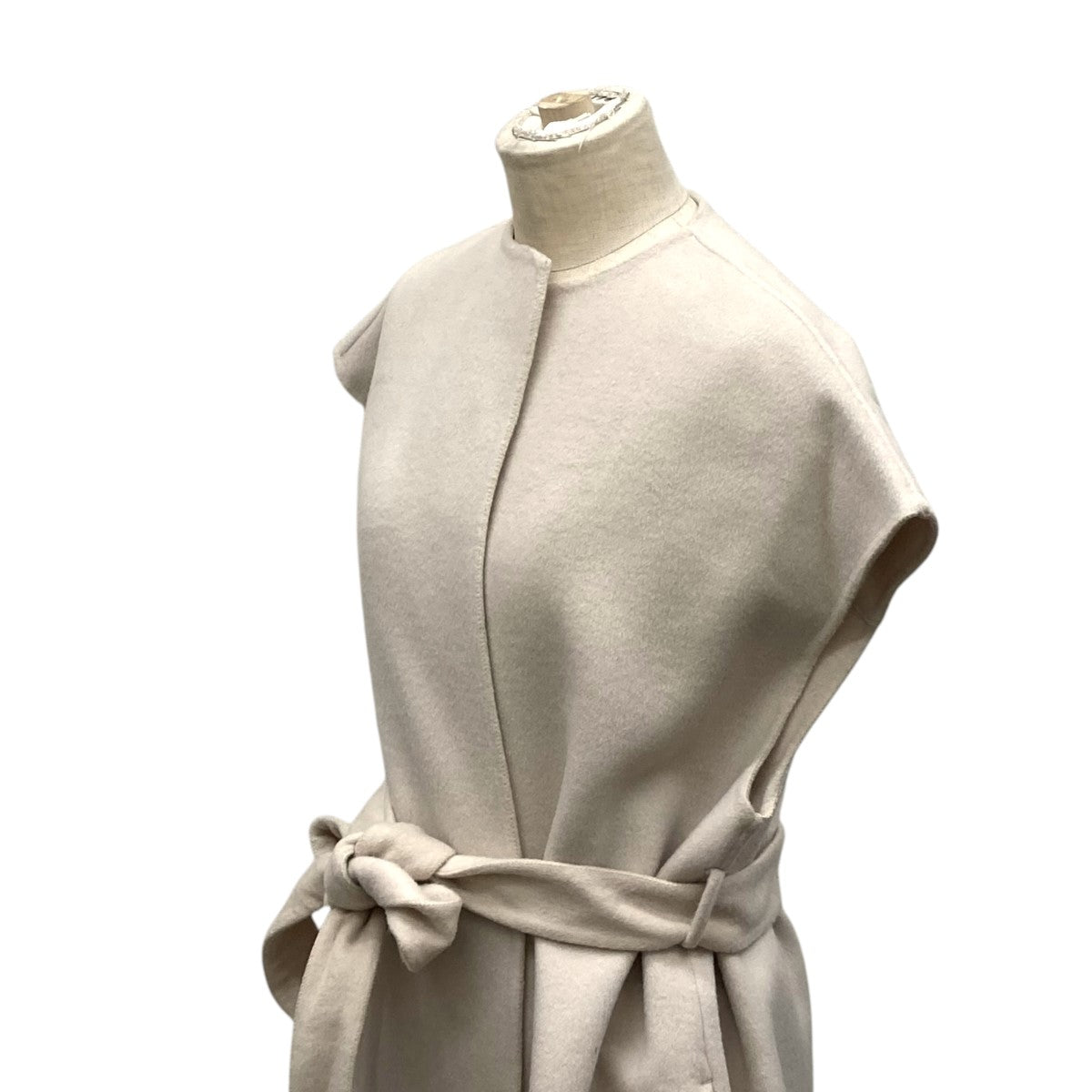 新品 Mila Owen ノーカラーリバーベストコート 0 Mila Owen(ミラオーウェン) ノーカラーリバーベストコート