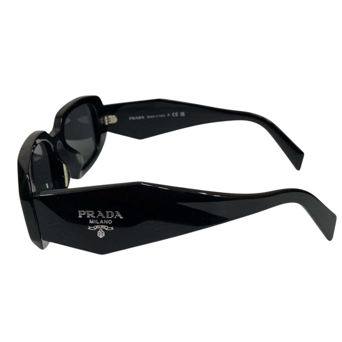 PRADA(プラダ) シンボルセルフレームサングラスSPR 17W-F SPR