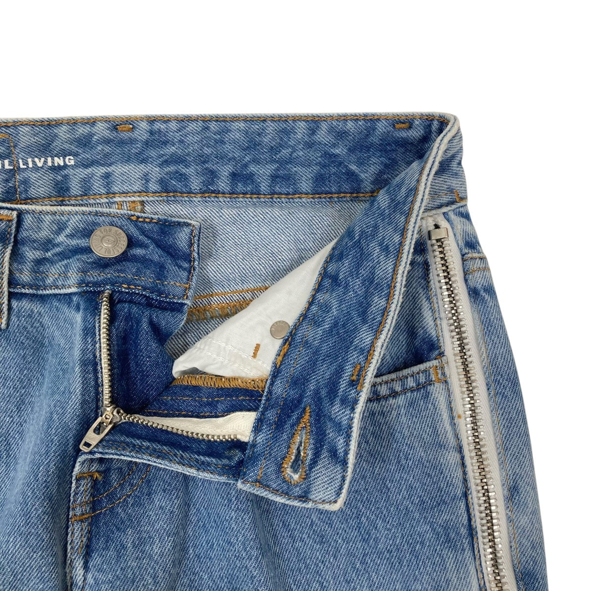 Straight Jeansデニムパンツ09D17