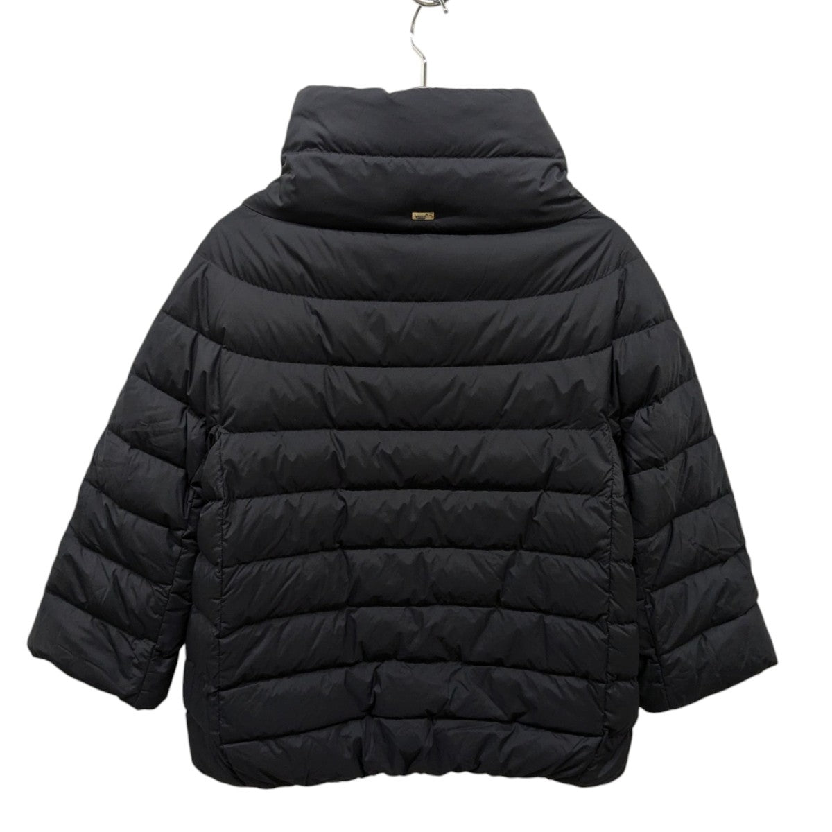 HERNO piumino donnaダウンジャケット60088-55537-8 古着・中古-2枚目のアイテム画像
