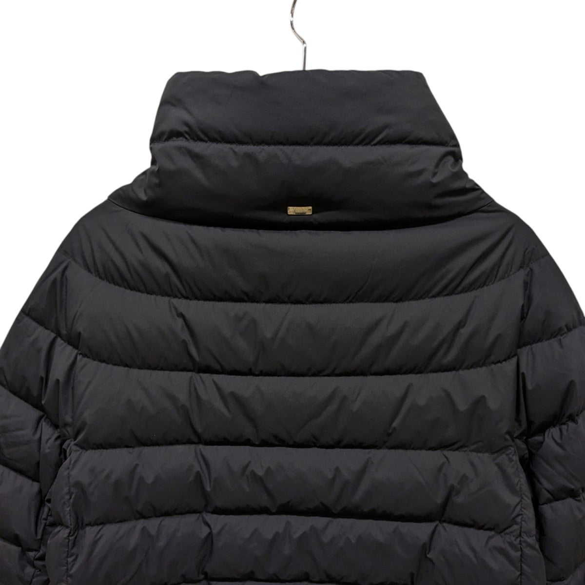 HERNO piumino donnaダウンジャケット60088-55537-8 古着・中古-4枚目のアイテム画像
