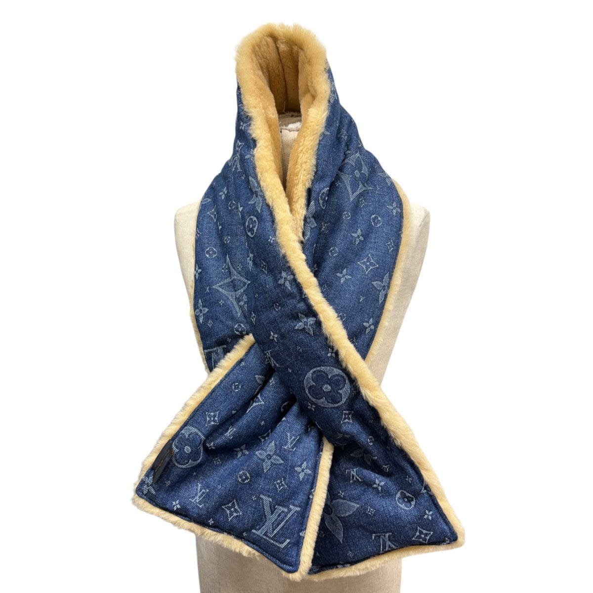 LOUIS VUITTON(ルイヴィトン) LVデニム×シアリング コンステ