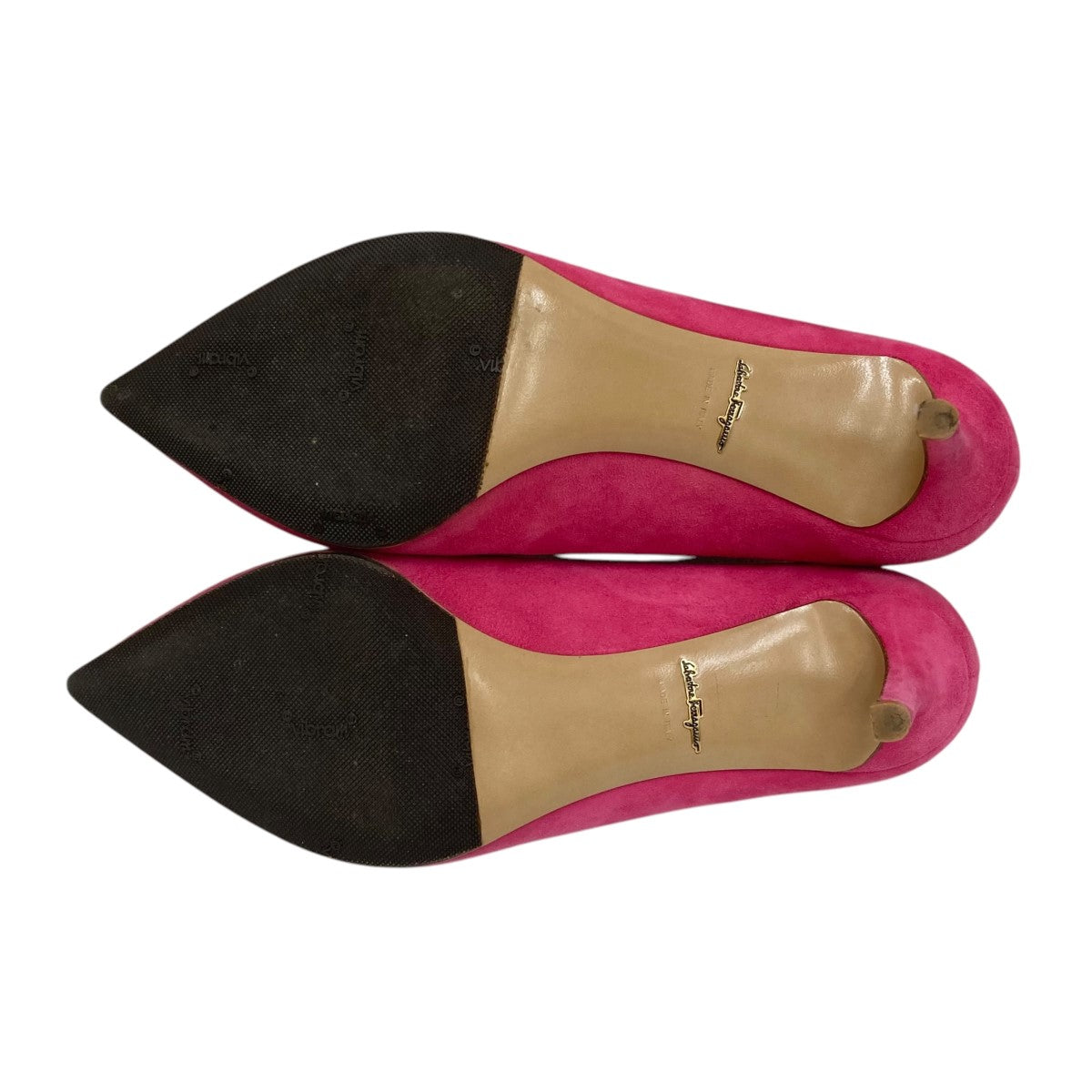 【美品✨】フェラガモ　パンプス　6D 激レアサイズ 未使用さん♥フェラガモFerragamo ヴァラ 6D