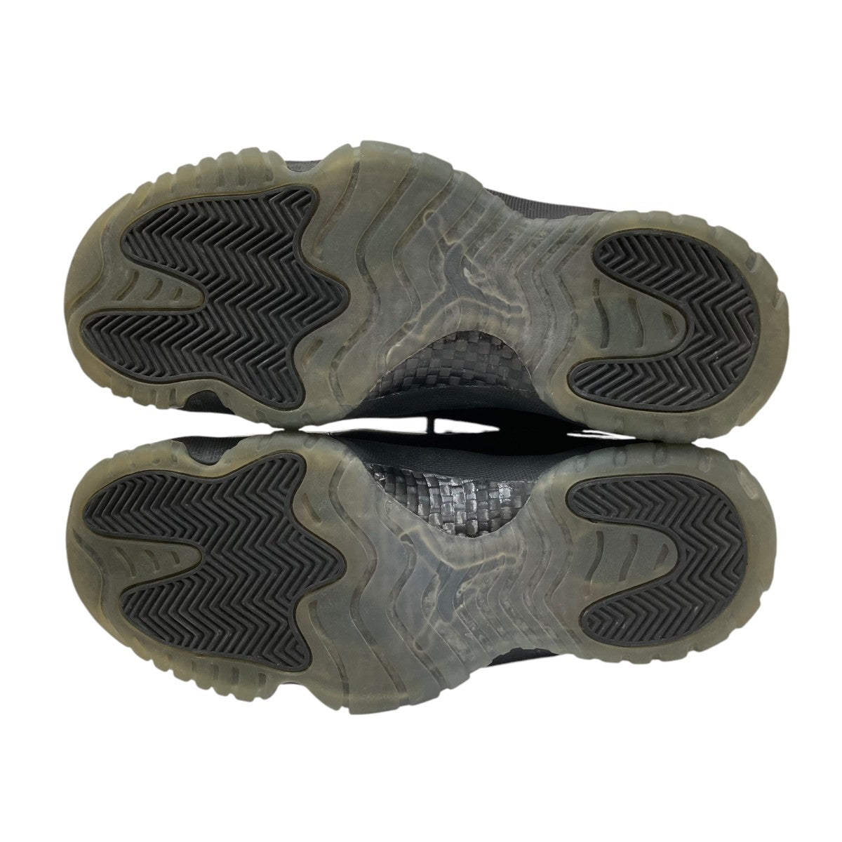 Air Jordan 11 ”Cap and Gown”スニーカー378037-005