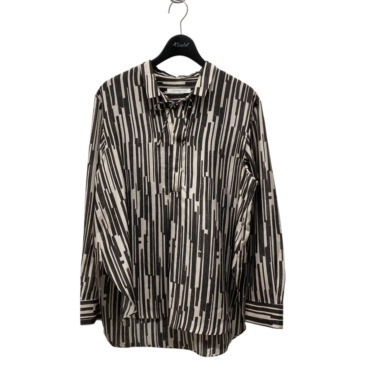 ギャルリーヴィー GALERIE VIE 24AW シルクハブタエプリント スキッパーシャツ ブラウス 23-01-44-01111 ブラウン×アイボ GALERIE VIE(ギャルリーヴィー) 24AWシルクハブタエプリント