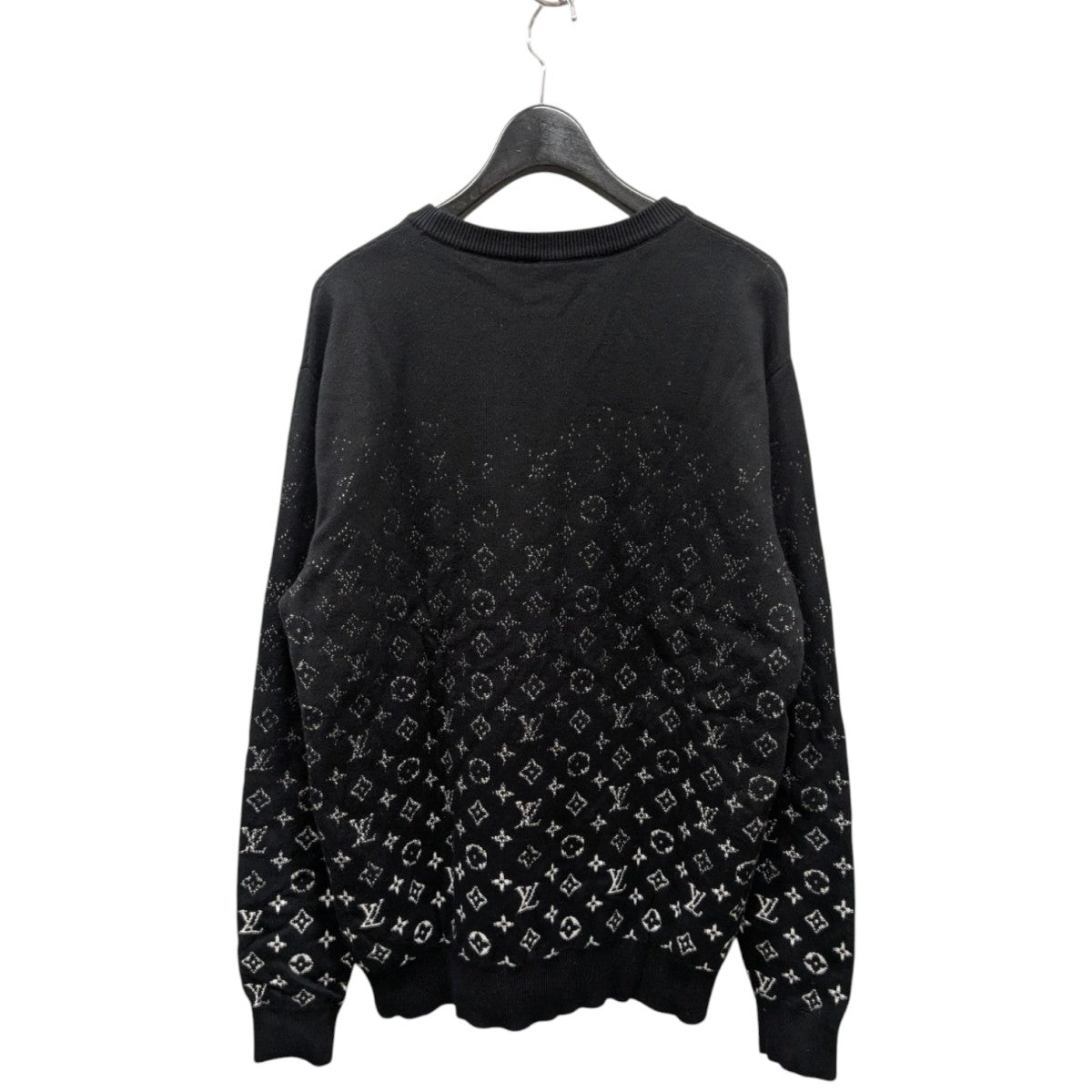 美品✨ルイヴィトン　カシミヤ100％　ニット　Vネック　バルーン袖　ブラック 美品✨ルイヴィトンカシミヤ100％ニットVネックバルーン袖ブラック