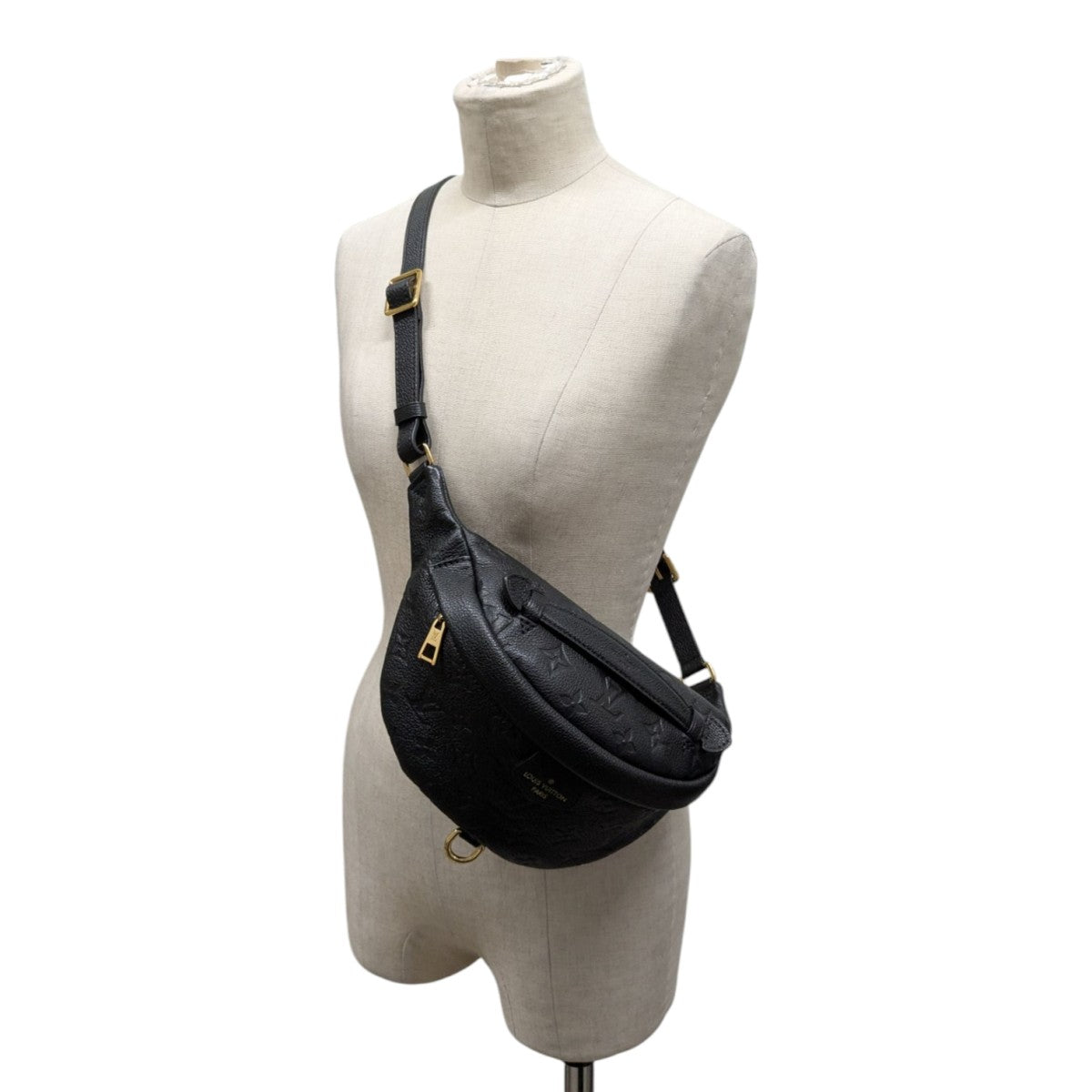 LV バムバッグ　商品コード:B (M44812) LV バムバッグ商品コード:B (M44812)