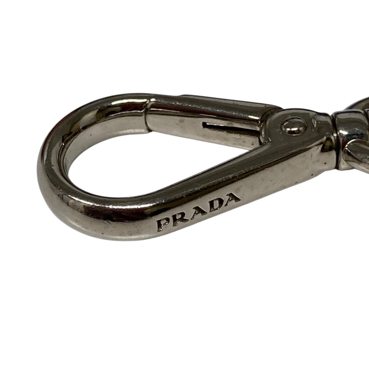 美品✨PRADA キーリング 三角ロゴ サフィアーノ 正規品認定書付 PRADA(プラダ) 三角ロゴサフィアーノキーリング2PP080 2PP080