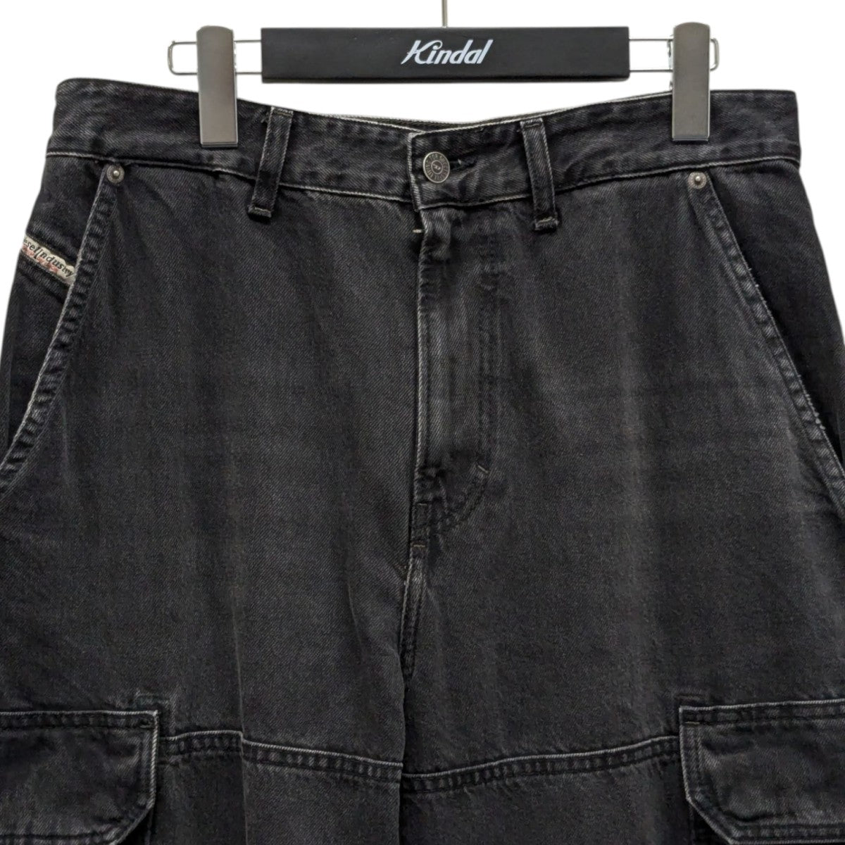 パンツ diesel d-fish-cargo DIESEL(ディーゼル) D-FISH-CARGOデニムパンツ ブラック サイズ