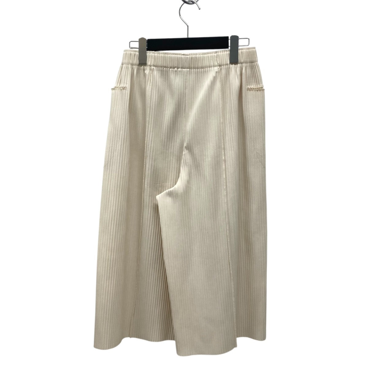 me ISSEYMIYAKE ミーイッセイミヤケ ワイドパンツ ベージュ me ISSEY MIYAKE(ミーイッセイミヤケ) イージーパンツMI94KF162