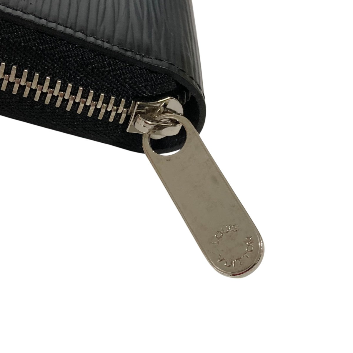 LOUIS VUITTON(ルイヴィトン) エピ ジッピーウォレット長財布