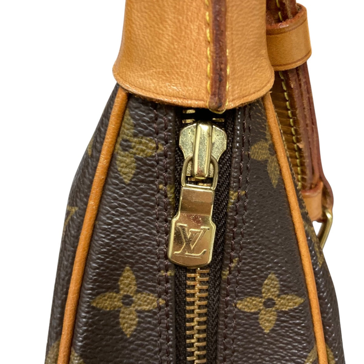 LOUIS VUITTON(ルイヴィトン) ブローニュ30ショルダーバッグ