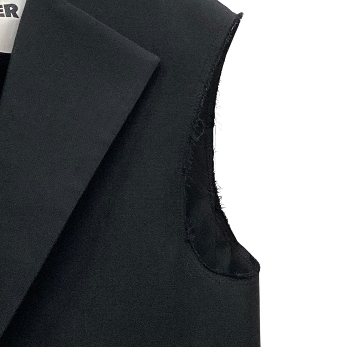 JIL SANDER VEST SHIRT BLACK 【新品・未使用】 JIL SANDER(ジルサンダー) 23SSVIRGIN WOOL TAILORED VESTベスト