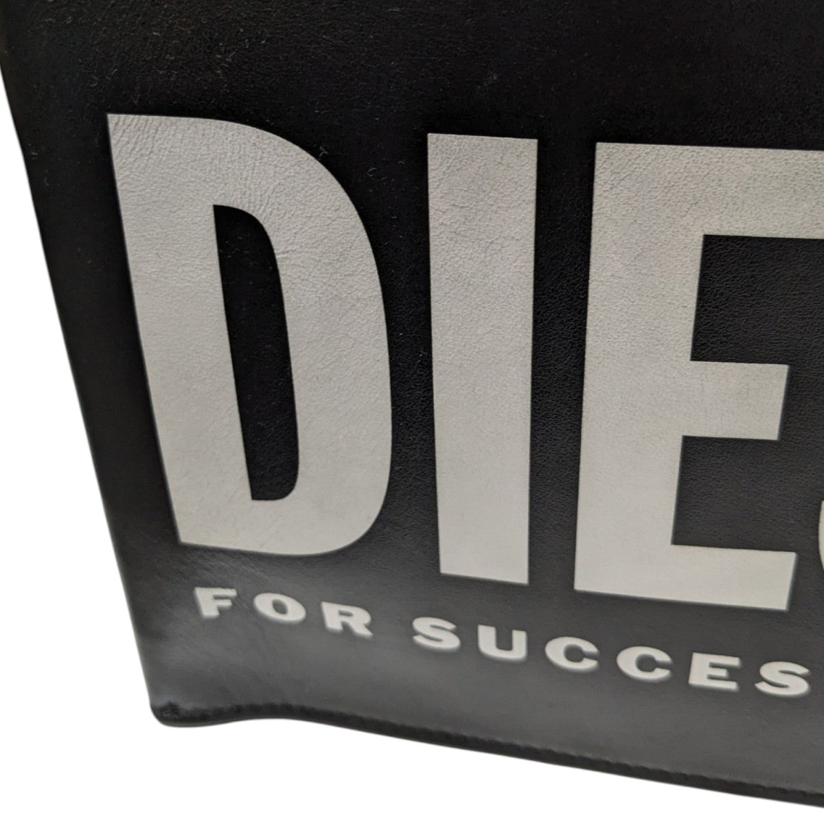 DIESEL(ディーゼル) ショルダーバッグX09021 X09021 ブラック｜【公式