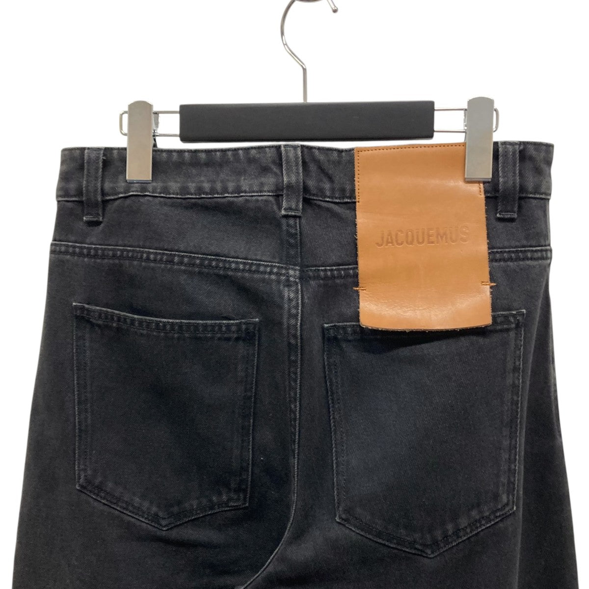 デニム・ジーパン JACQUEMUS Woman Jeans Black 241DE0381515 990 Jacquemus Le De-Nîmes Large Jeans 241DE038.1515-990 BLACK