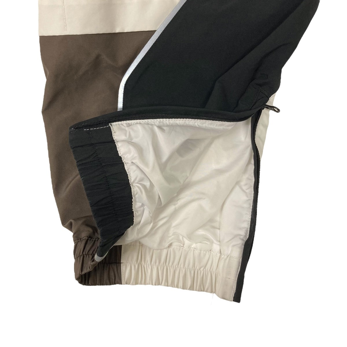 Nike x Acronym ナイロンジャケット XL パンツM 25484903_55507694_600.jpg