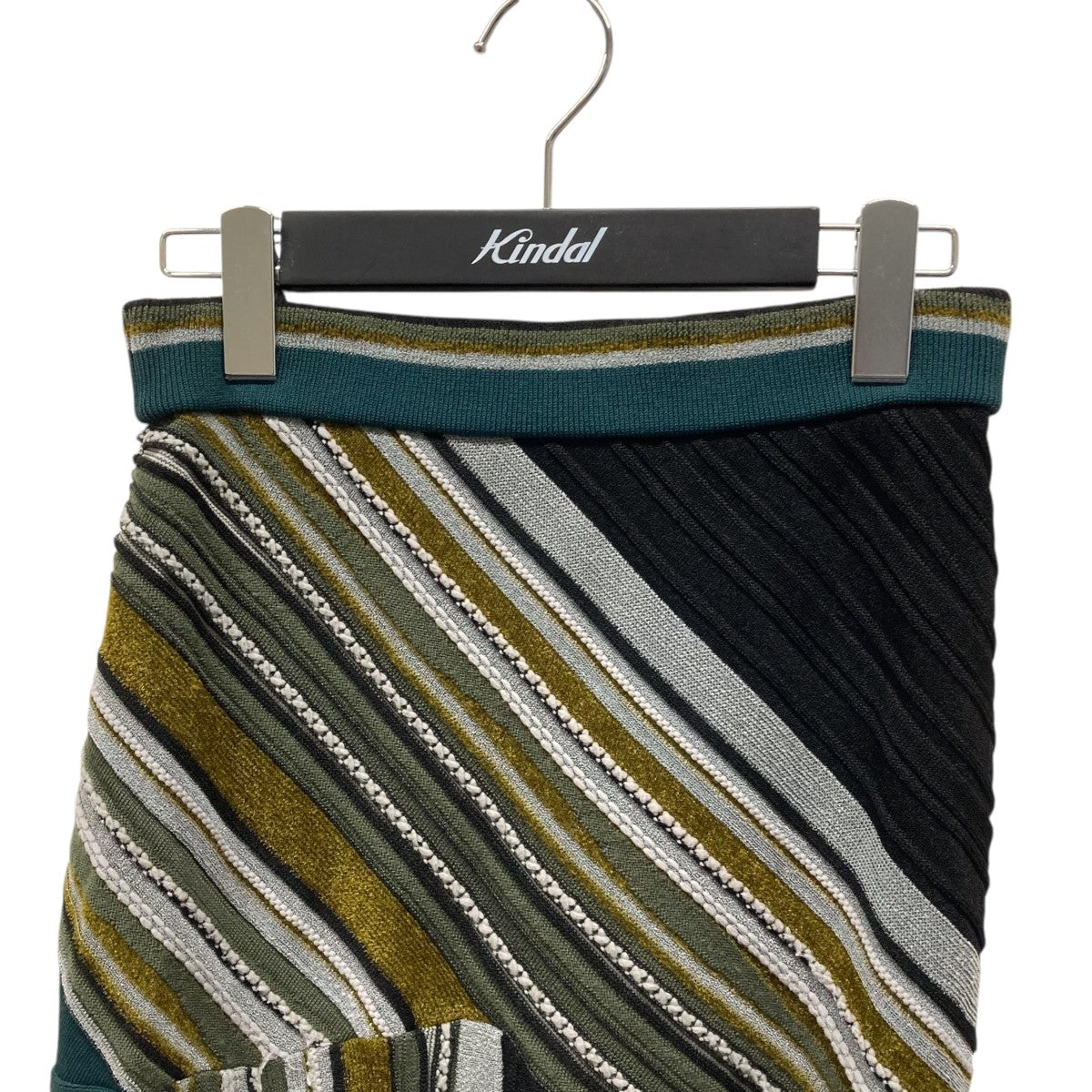 mame kurogouchi(マメクロゴウチ) Stripe Jacquard Knitted