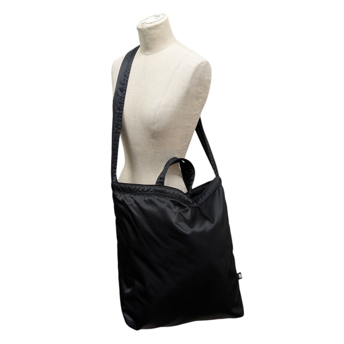 COMME des GARÇONS tricot ブラックショルダーバッグ tricot COMME des GARCONSトリココムデギャルソン 黒ポーチ