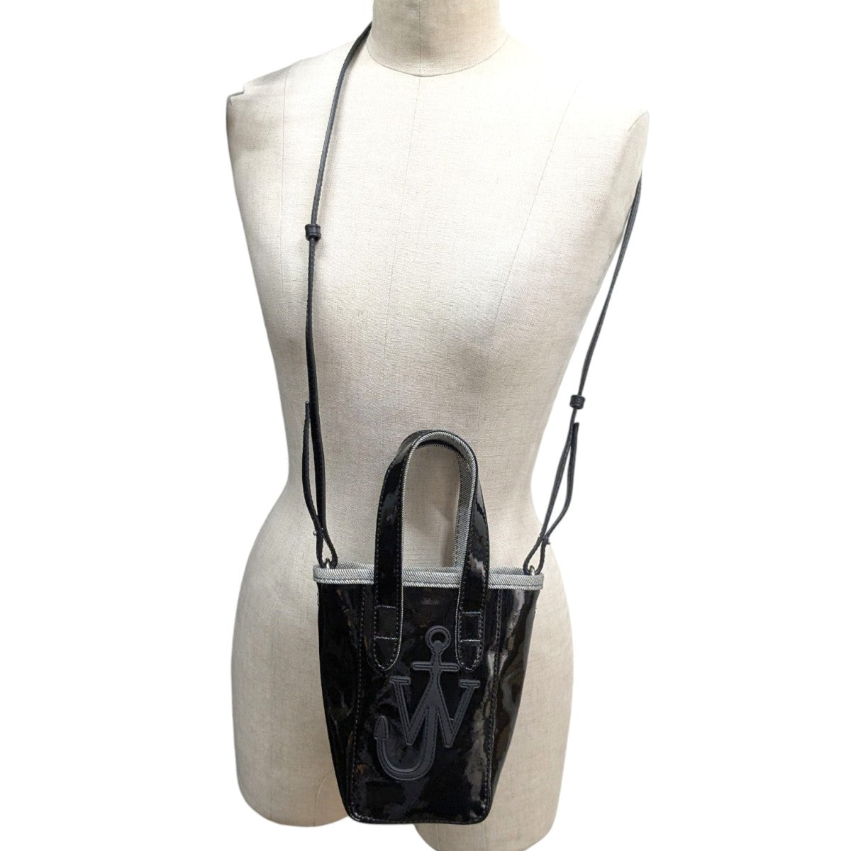 J.W ANDERSON ミニショルダー ミニピアスバッグ JW Anderson Mini Pierce Bag Dusty Rose ○ Labellov ○ Buy and Sell